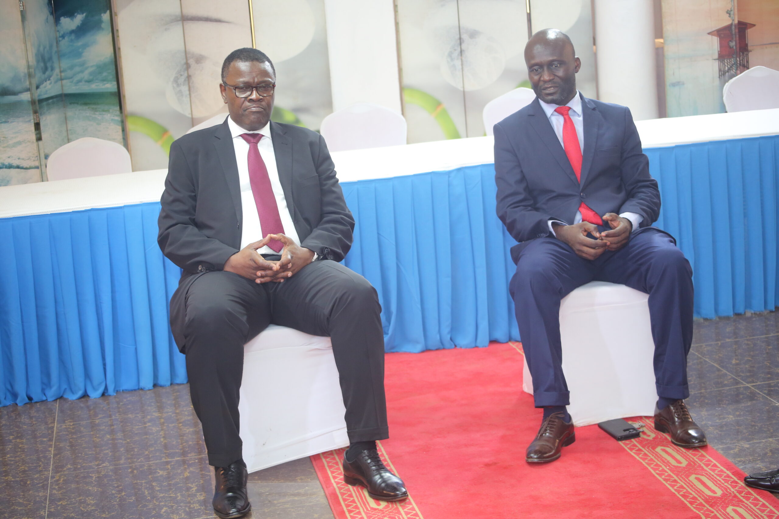 Partage de bonnes pratiques entre le maire de la ville de Dschang, M. Jacquis KEMLEU et HEGTD porté par M. Henri-Severin ASSEMBE au sein de son campus universitaire sis en MVOG-ADA, le Jeudi 30 Janvier 2025.